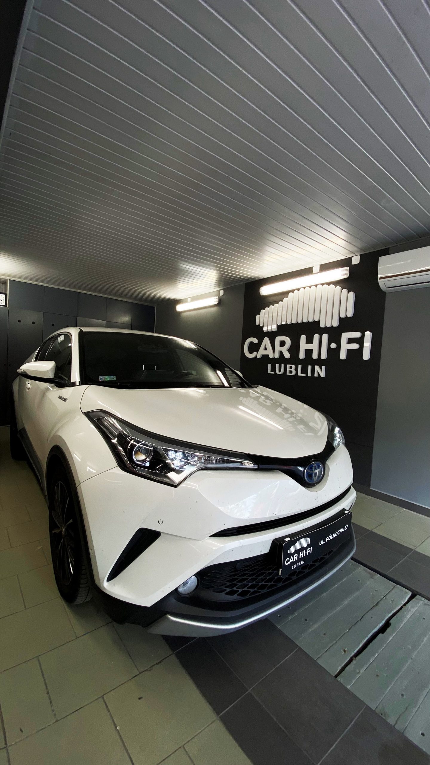 Read more about the article Toyota CHR 2017r.